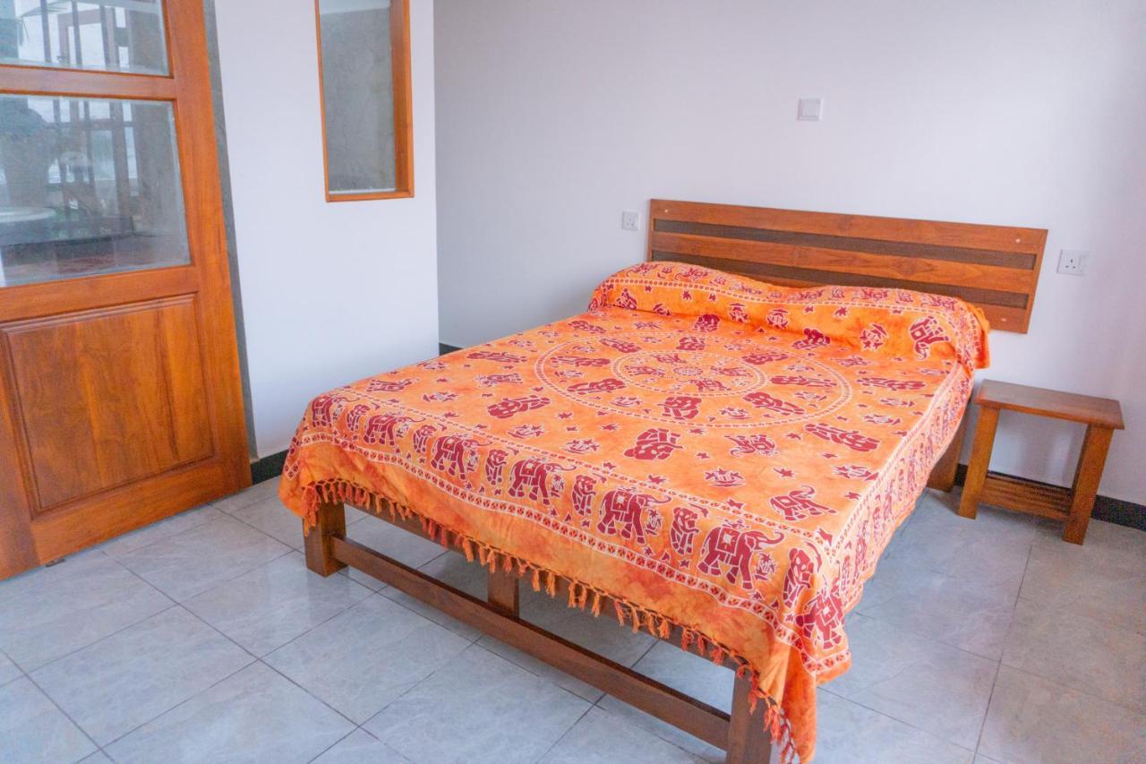 Hotel La Polena Matara Esterno foto