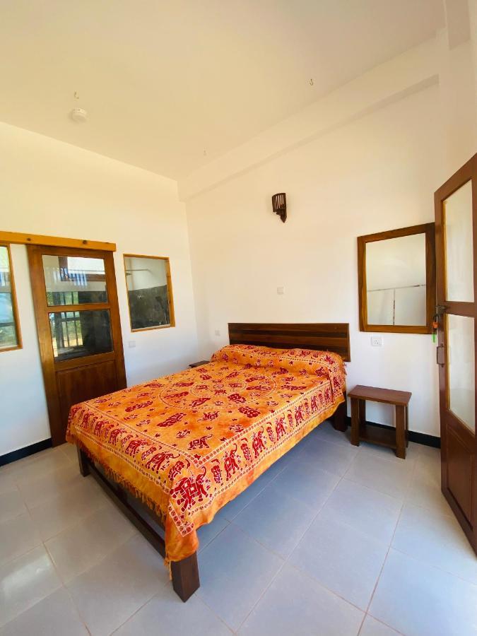 Hotel La Polena Matara Esterno foto